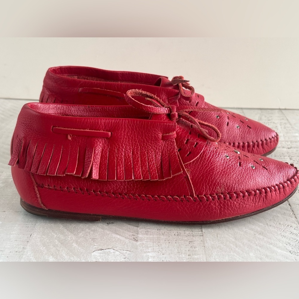 Women’s Vintage Wild Pair Brand Boho Southwestern Red Leather Moccasins size 10B - Picture 2 of 13